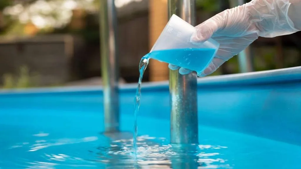 algaecide pool